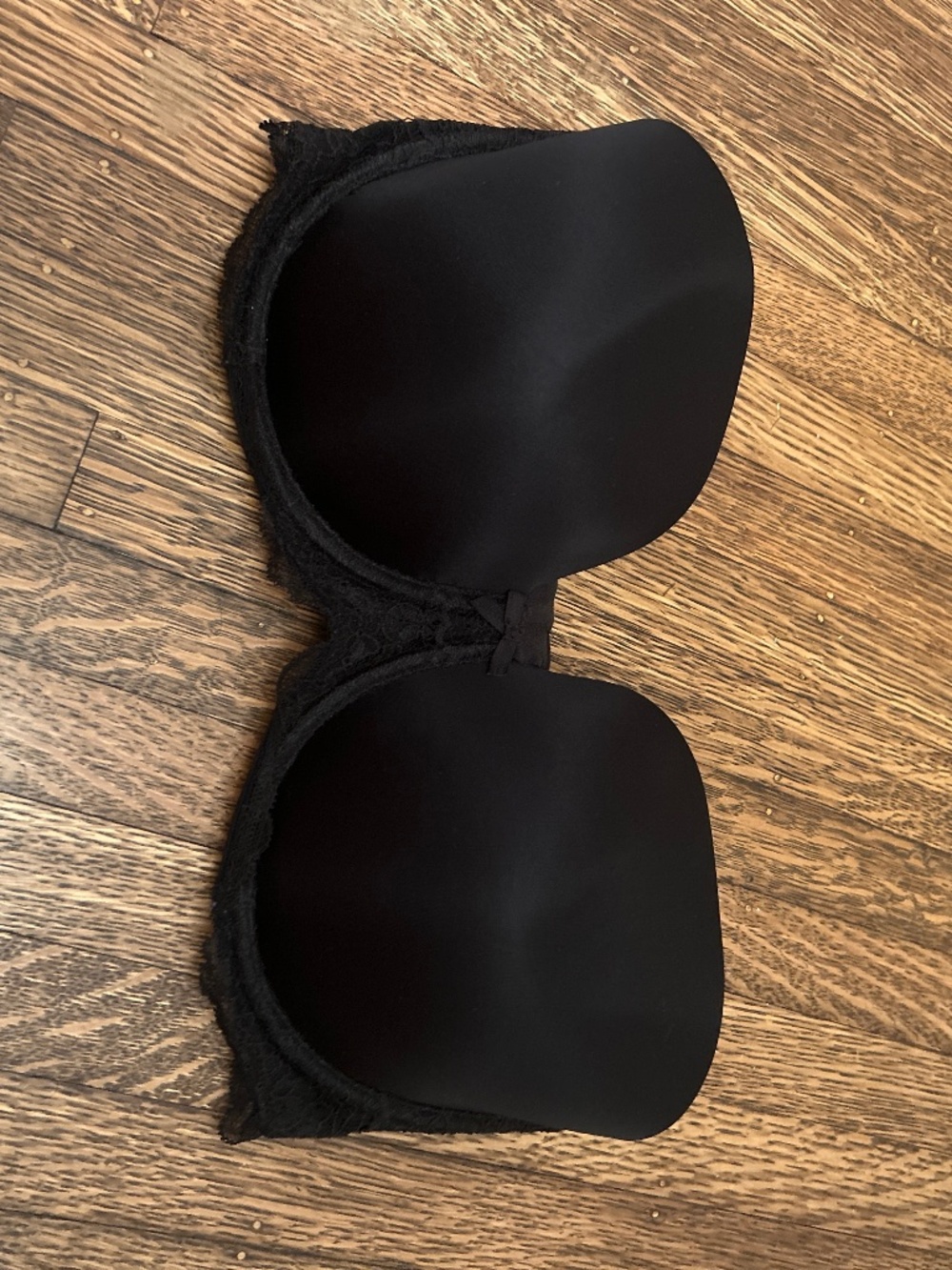 Black Dream Angels Victoria’s Secret 36DD strapless bra